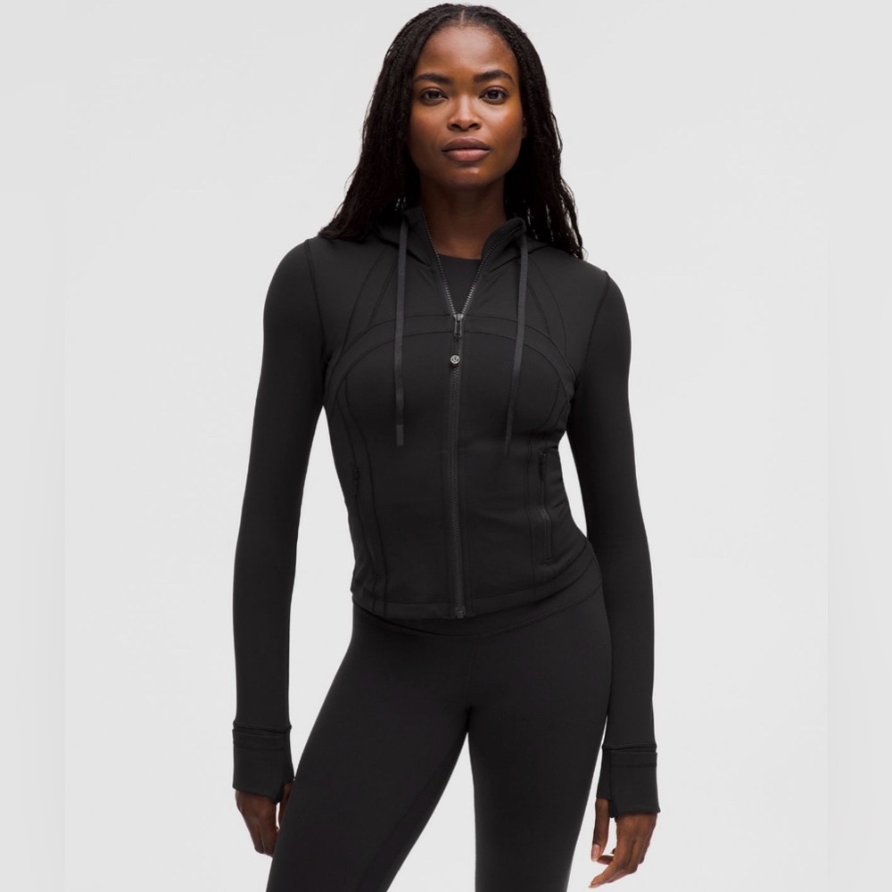 lululemon Black Cropped Hooded Define Jacket 6 NWOT